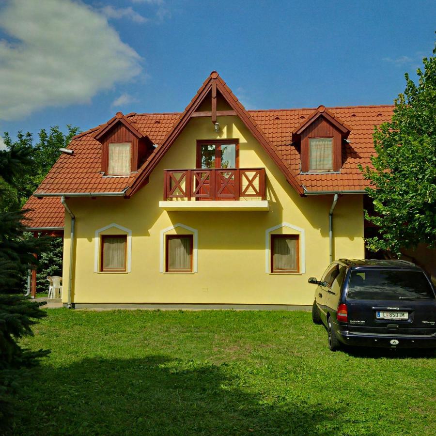 Ferienwohnung Rétesház Strudelhaus apartmanház Vonyarcvashegy Exterior foto